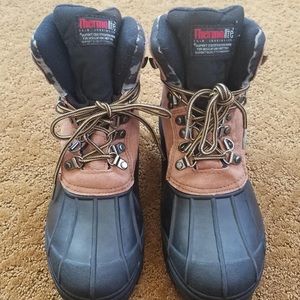 Boys ThermoLite Blizzard Boots size 6
